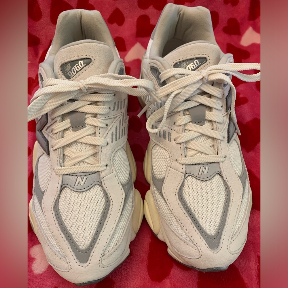 New Balance 9060 Sneakers